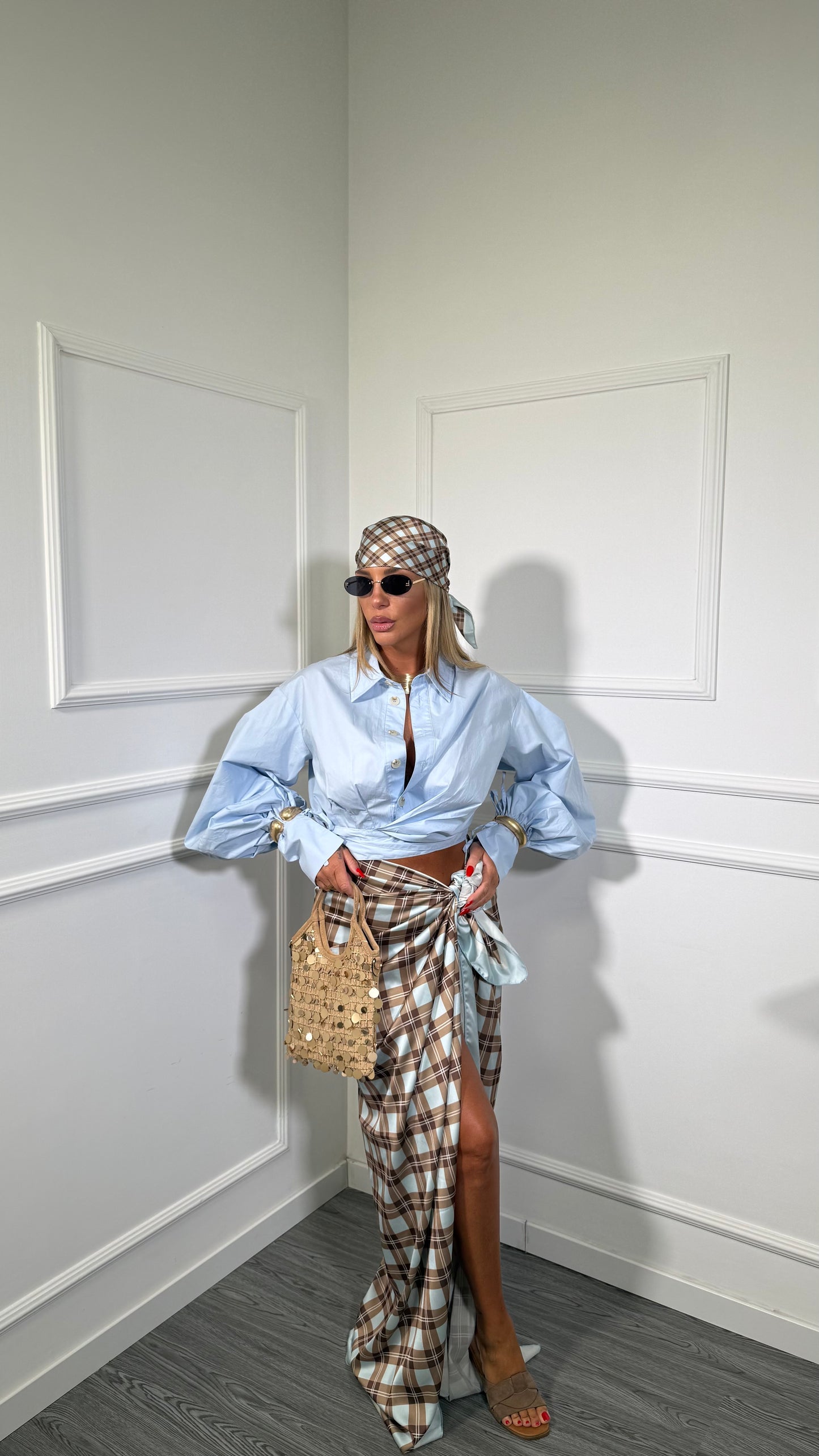 Pareo in satin + bandana a quadri azzurro/marrone