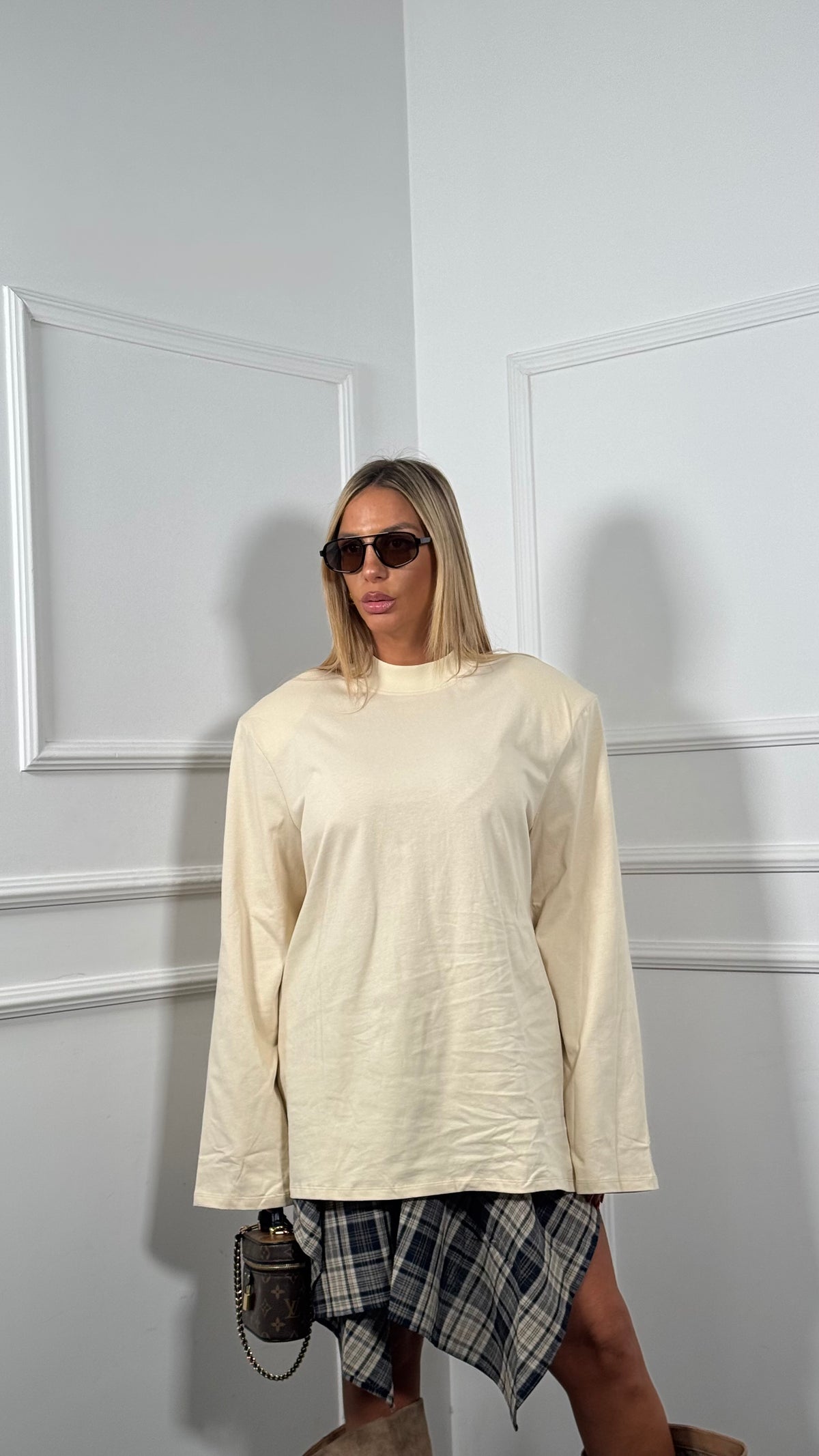 Maxi shirt oversize con spalline burro l2611