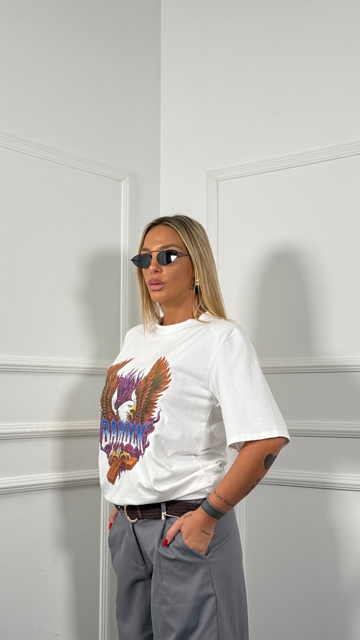 T-shirt con spalline Barock bianco 22727