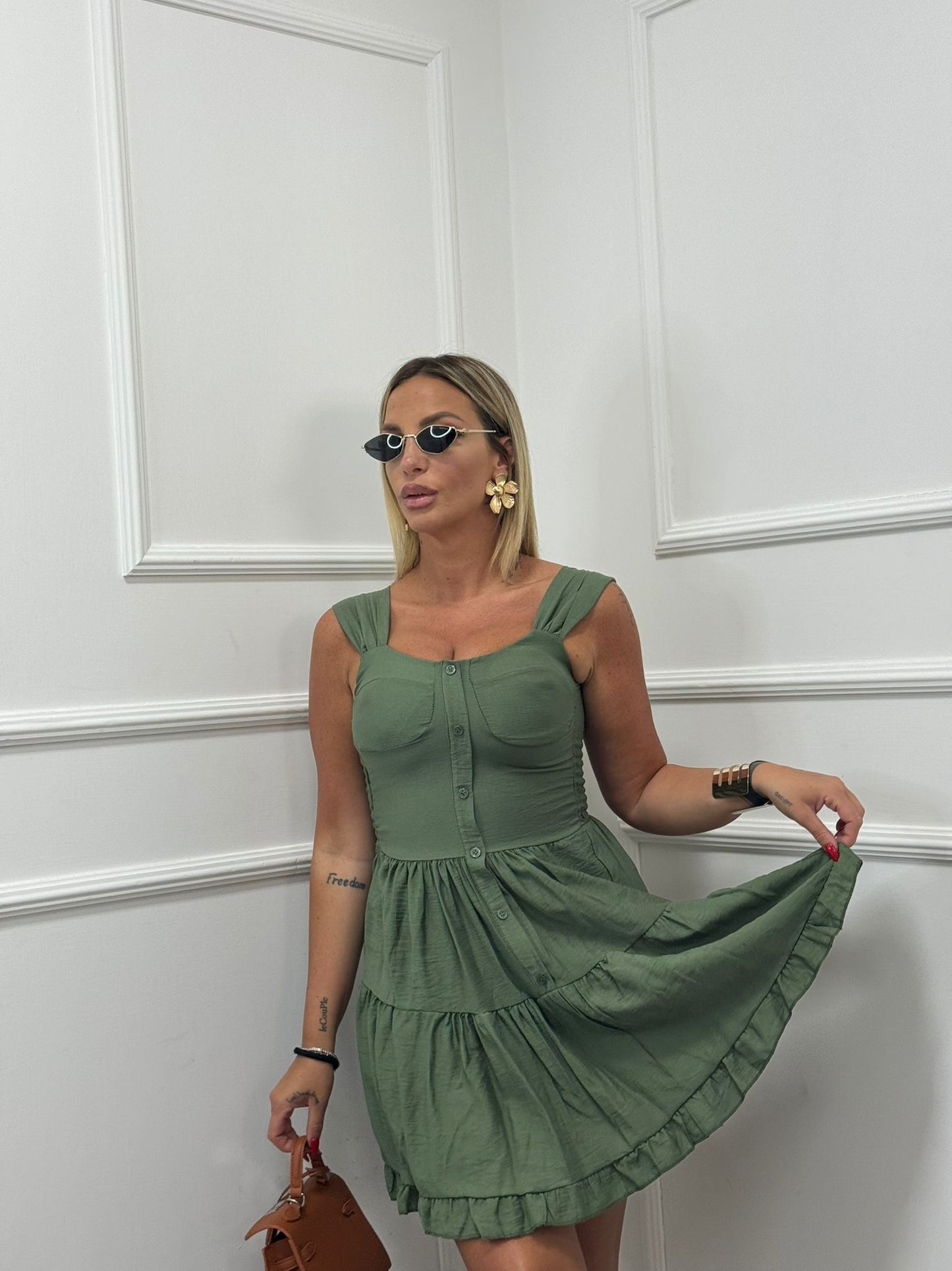 Dress bottoncini balze verde