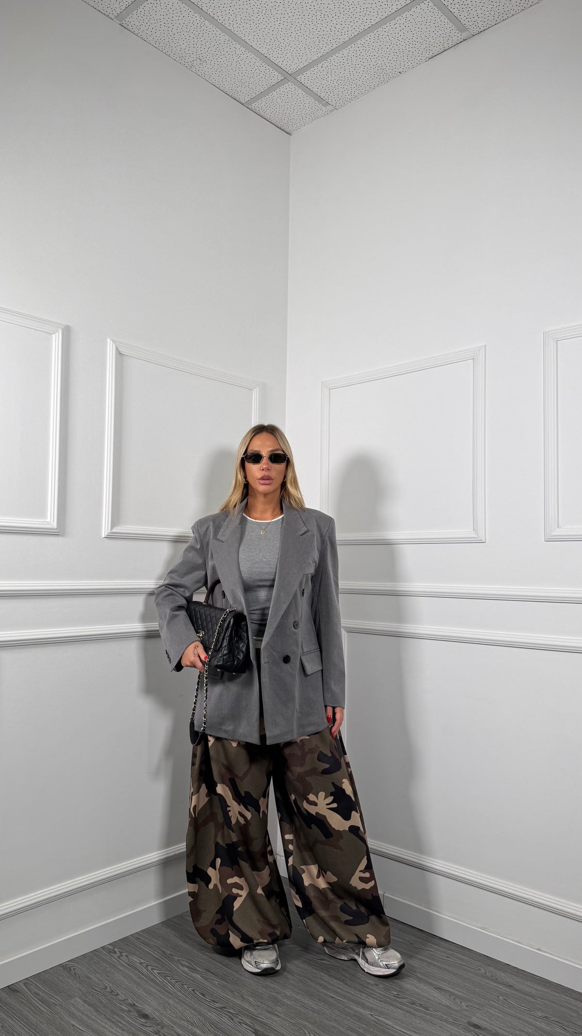 Pantaloni balloon oversize con coulisse militare