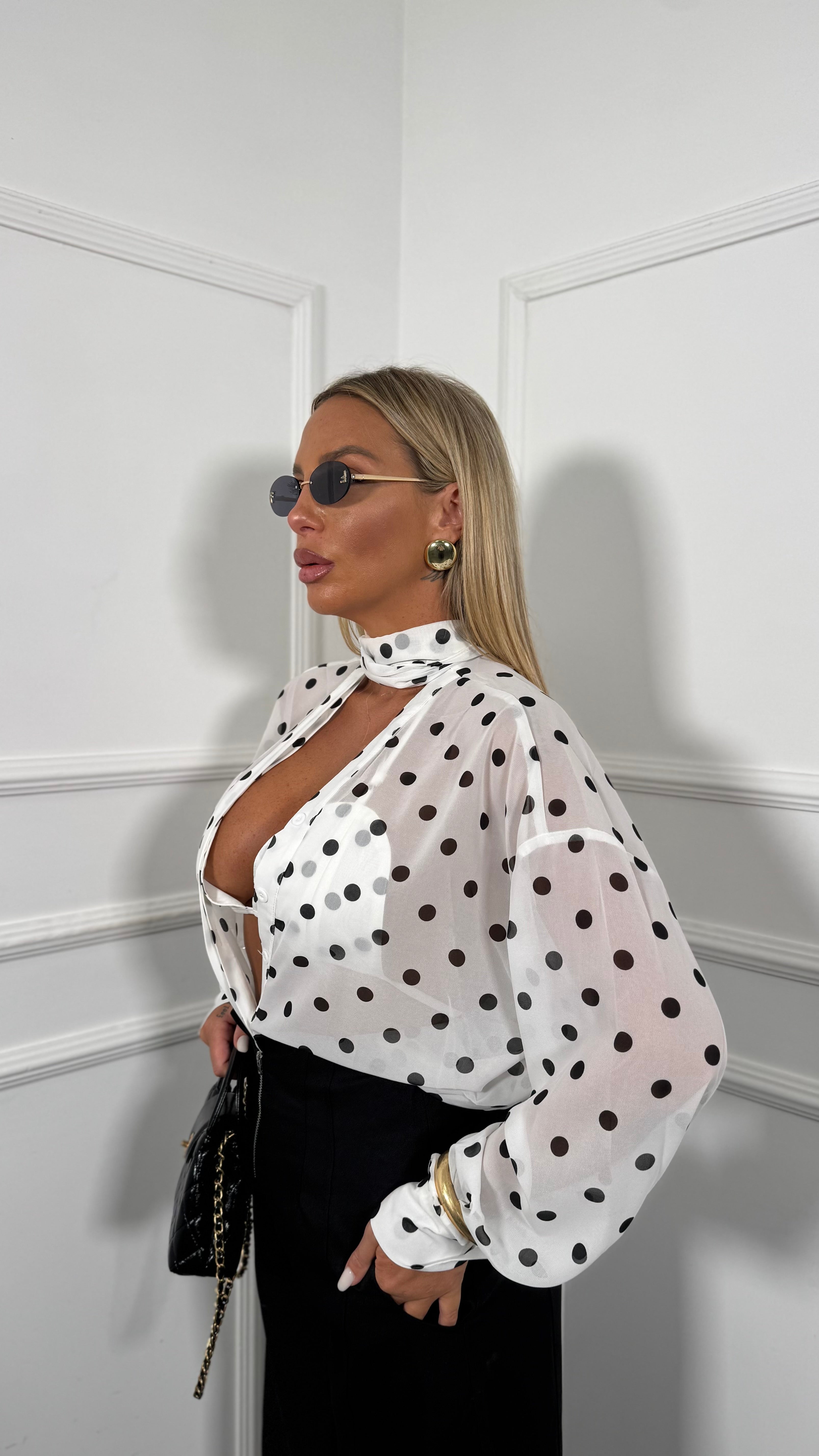 Camicia con bralette in chiffon a pois Nizza fondo bianco 19381