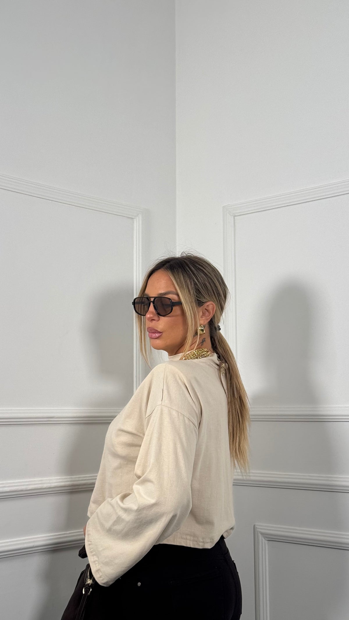 Shirt crop con spalline nude 092