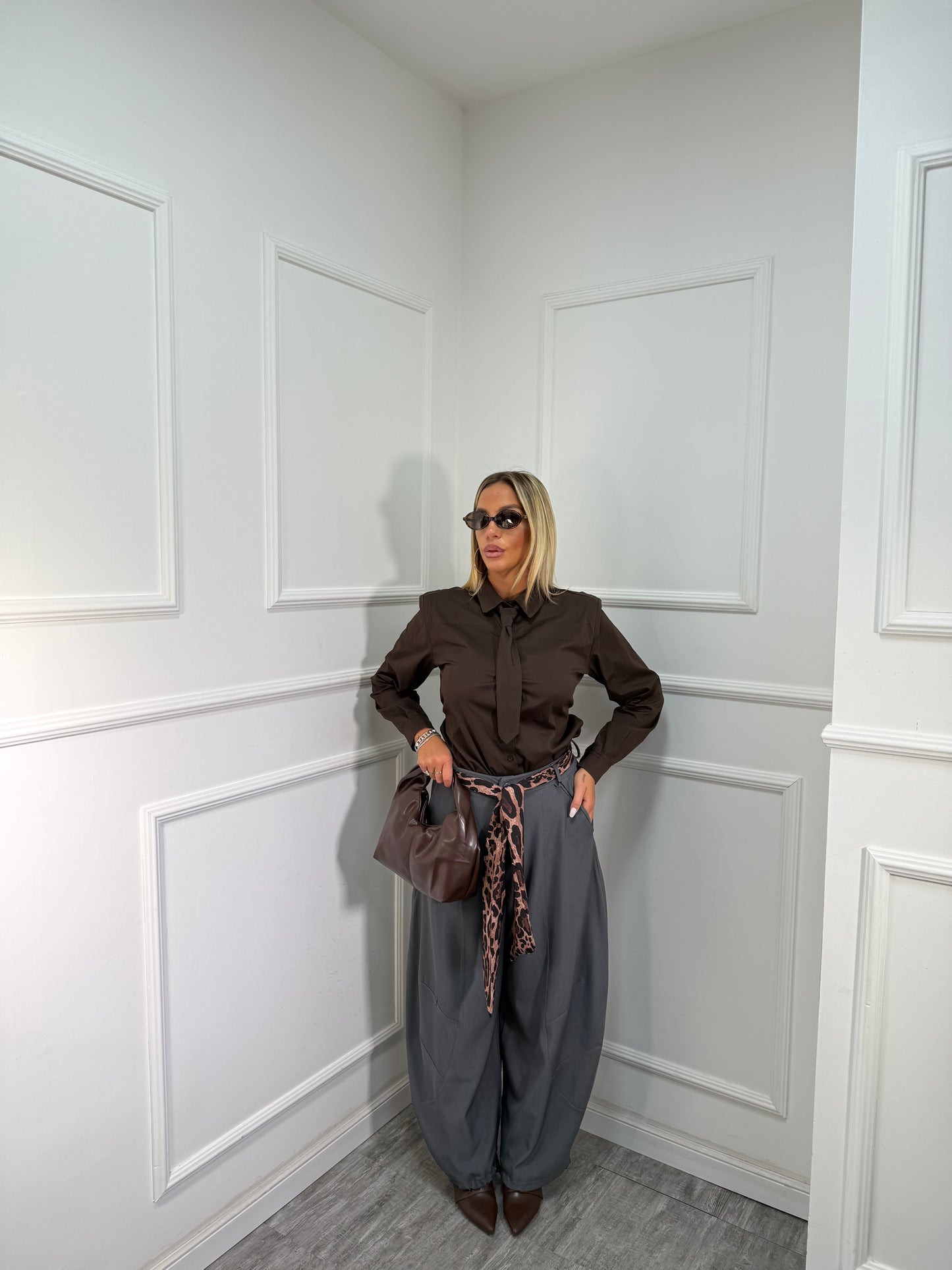 Pantaloni balloon con foulard maculato grigio mar66659