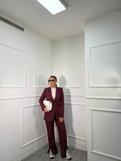 Tailleur gessato Katrin bordeaux 30575
