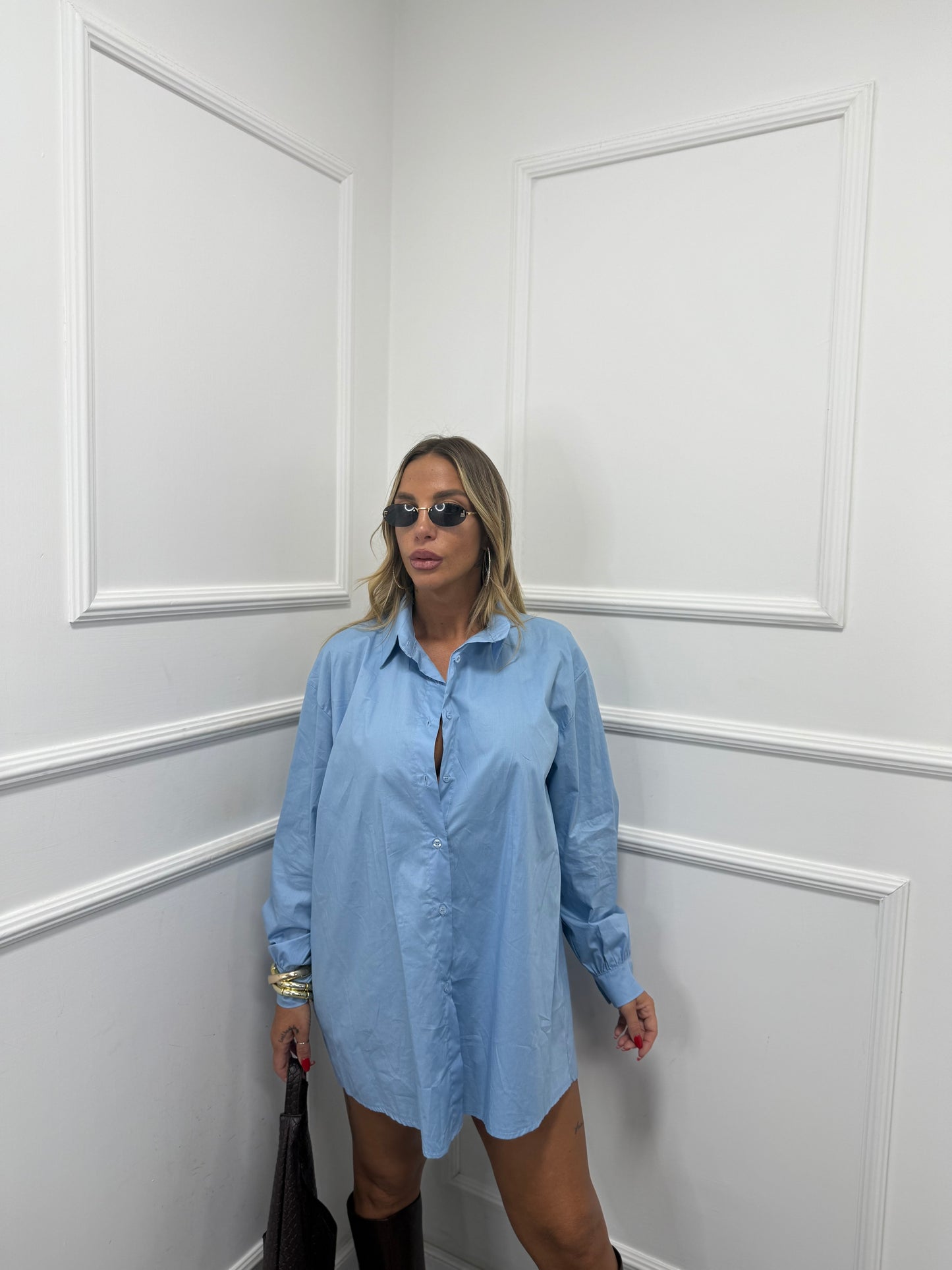 Camicia oversize basic Curvy azzurra 30761