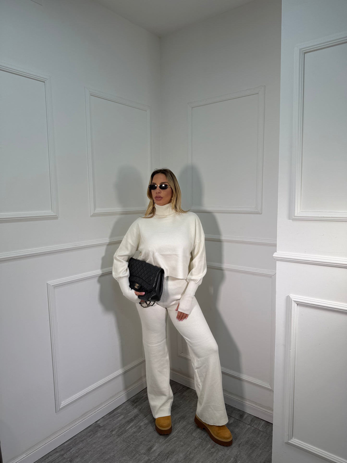 Coordinato lana rasata collo alto Alaska bianco g106