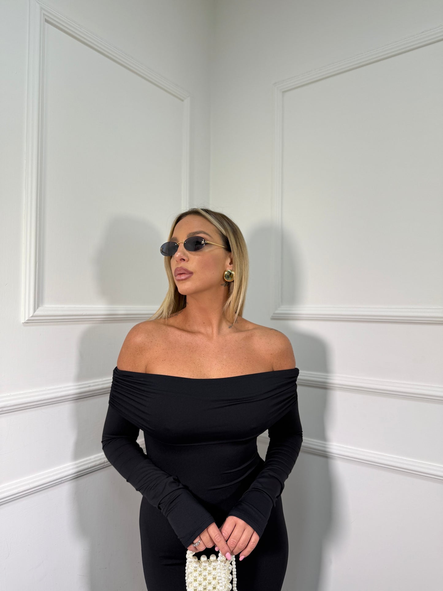 Abito midi in lycra scollo a barca Nilufar nero 13351