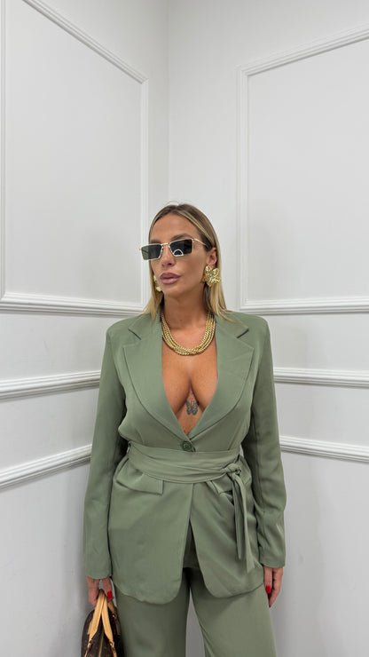 Tailleur con fusciacca Venice verde militare 8576