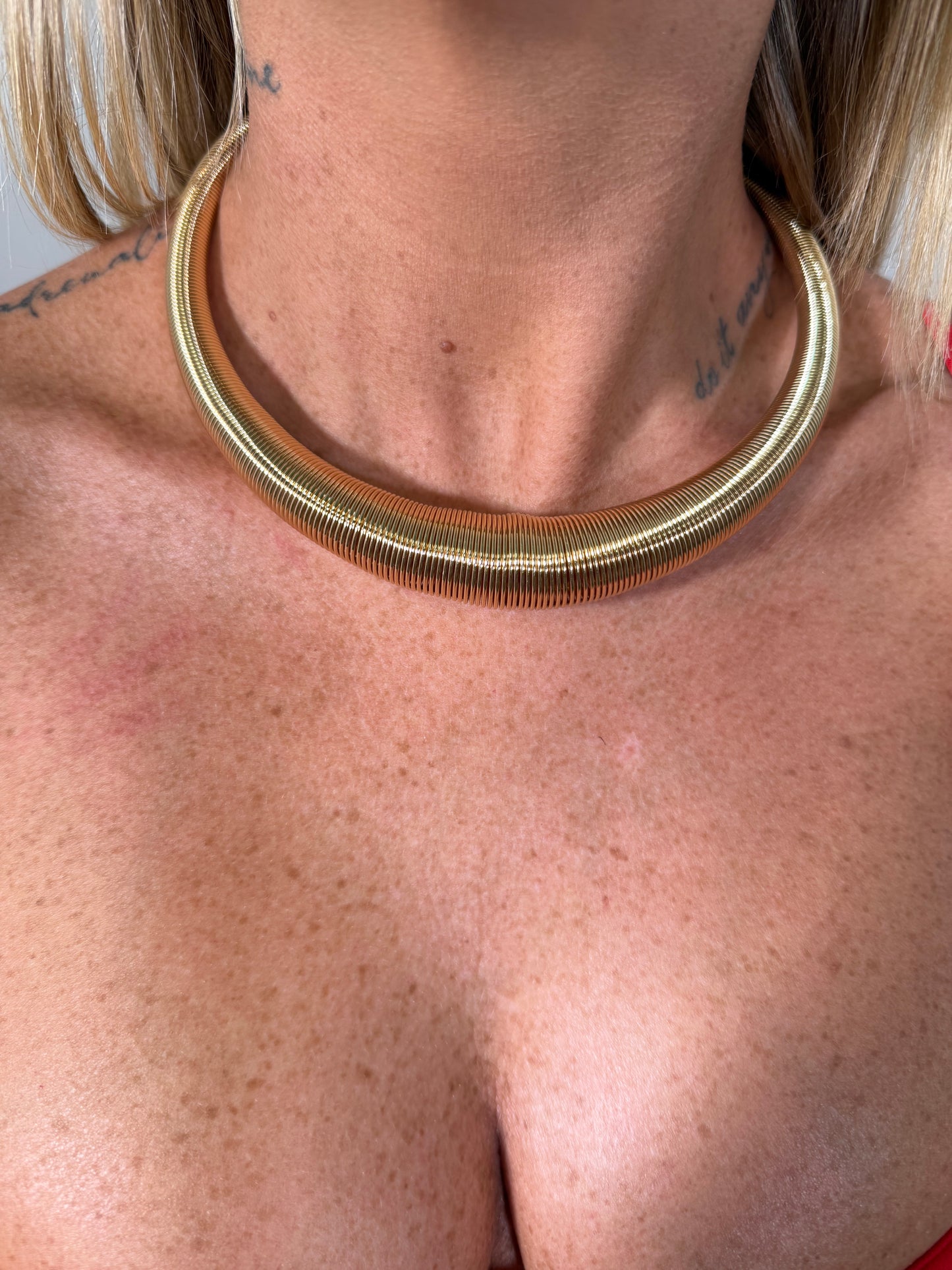 Collana girocollo bombata oro