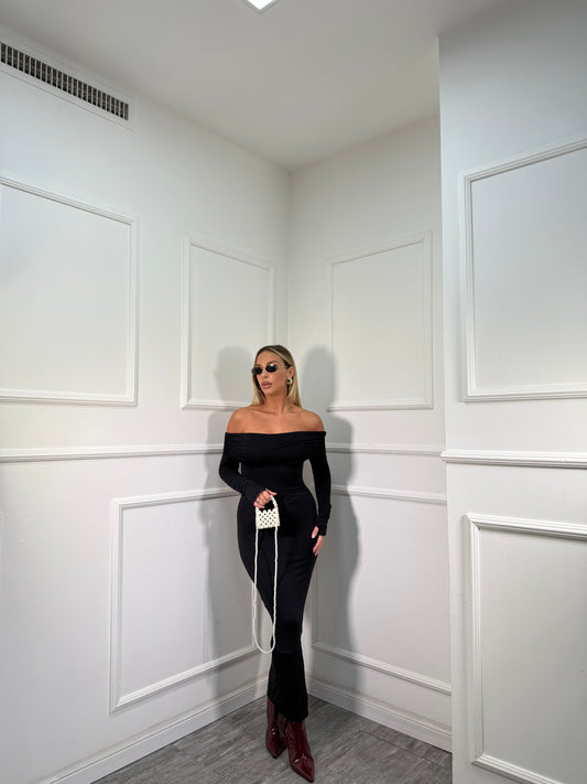 Abito midi in lycra scollo a barca Nilufar nero 13351