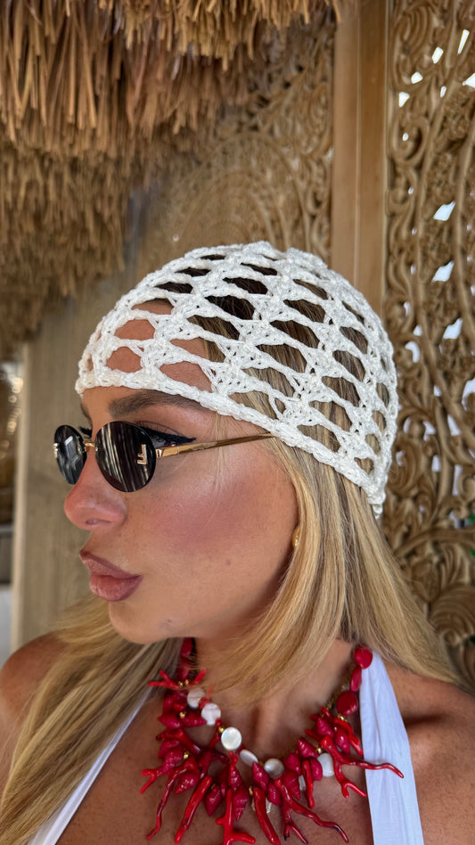 Cuffietta in filo bianca