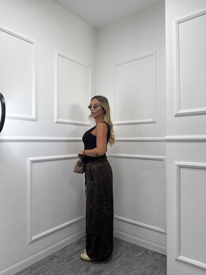 Canotta in cotone scollo a U nera p6053