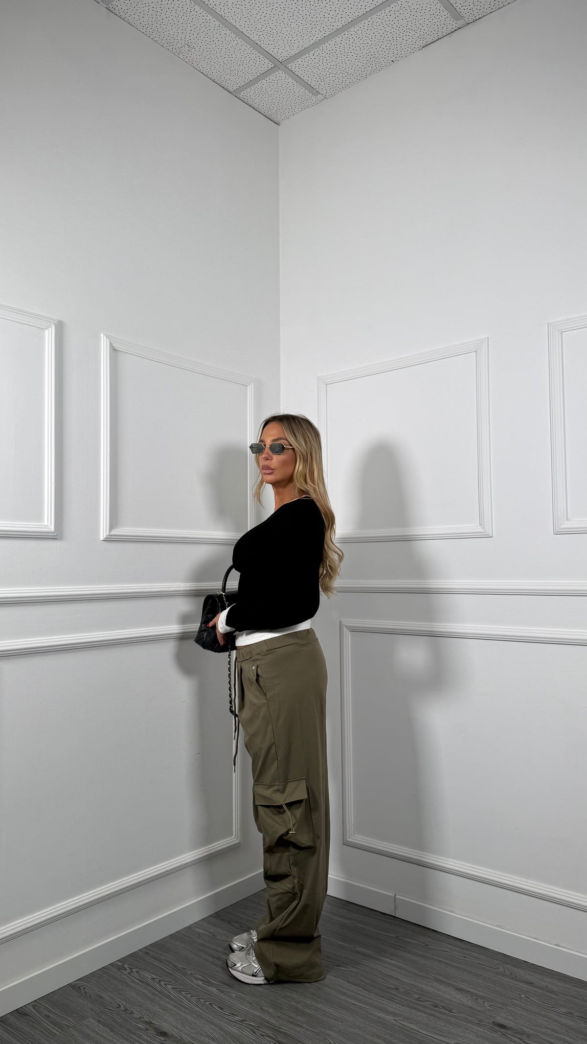 Pantaloni cargo verde militare j006