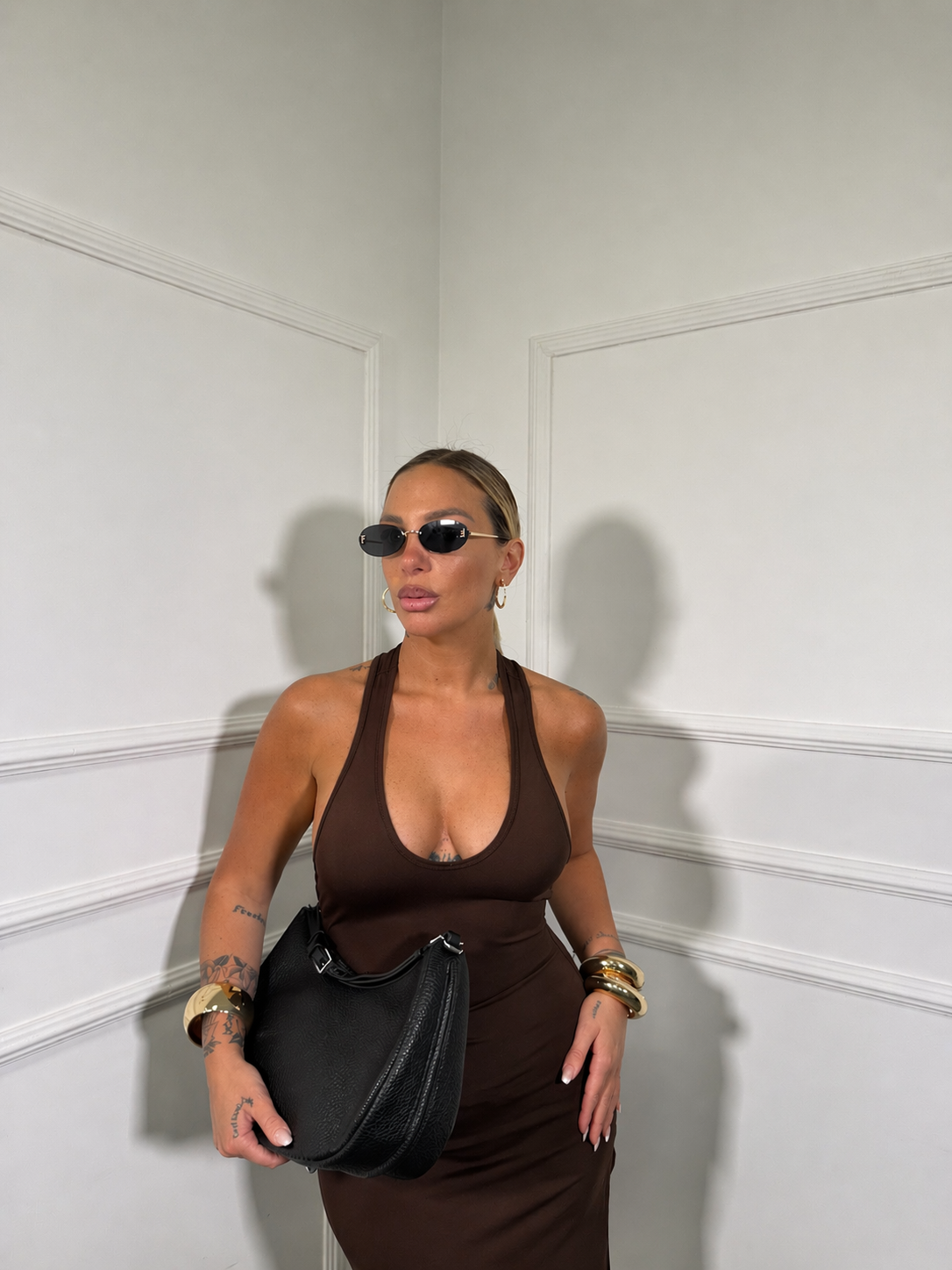 Abito midi in lycra scollato sul retro Maya cioccolato