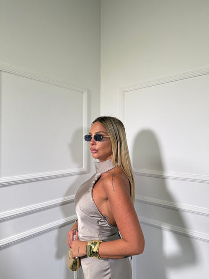 Abito midi in satin scollo sul retro Elysium taupe 27597