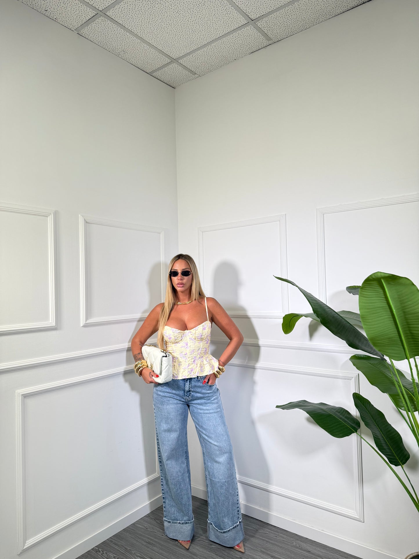 Jeans palazzo con piegone lavaggio medio fx5138