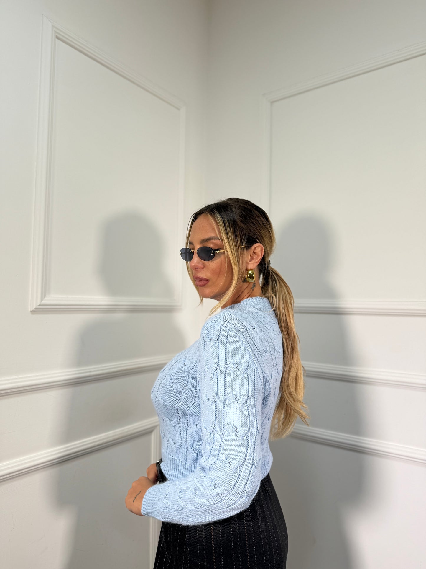 Pullover mezzo collo con trecce azzurro 022459