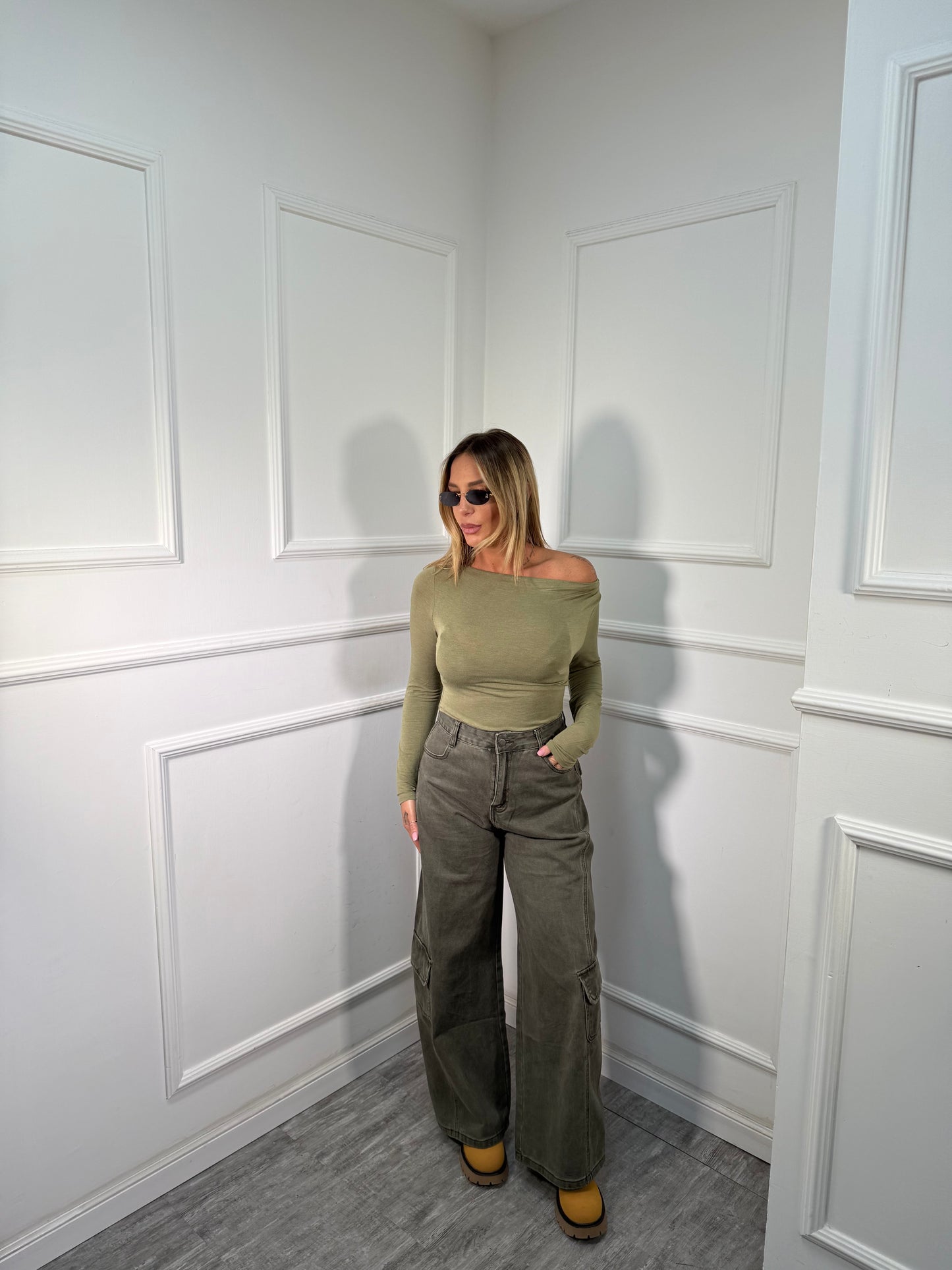 Jeans baggy con tasconi verde militare k905723