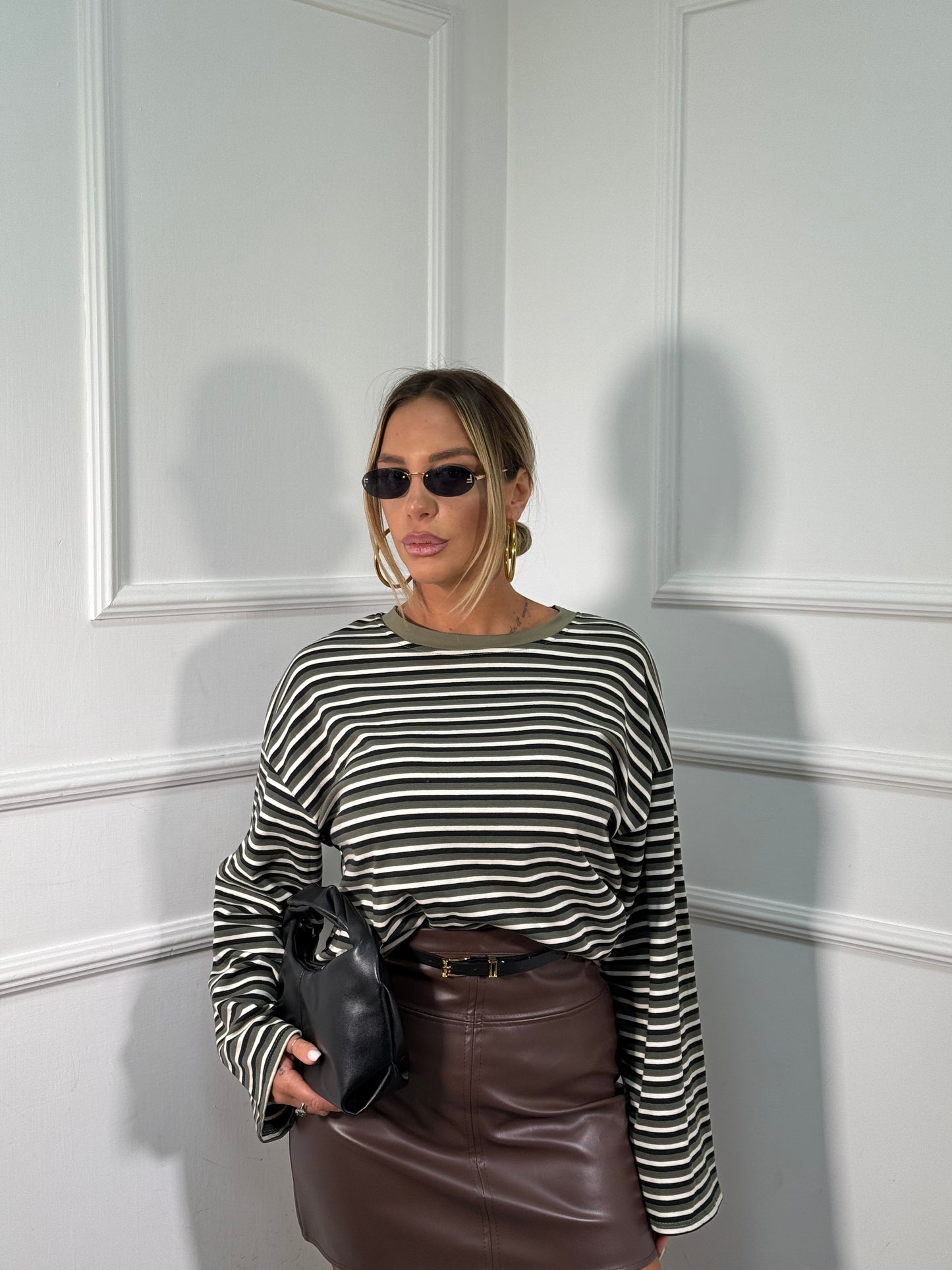 Minigonna in ecopelle con cinturino cioccolato 005034