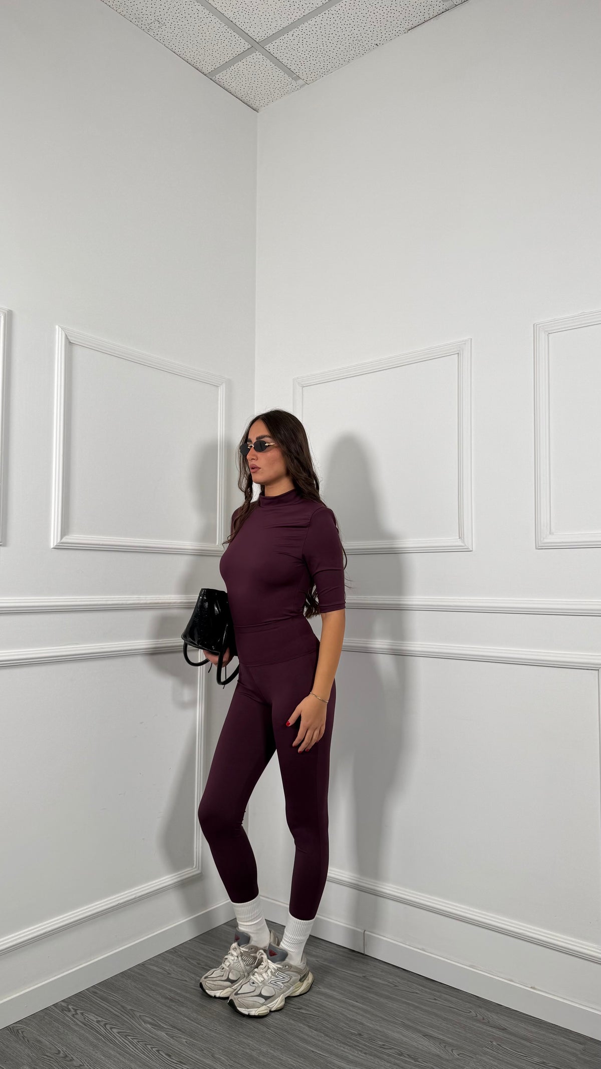Coordinato in lycra con body spalline manica 3/4 borgogna