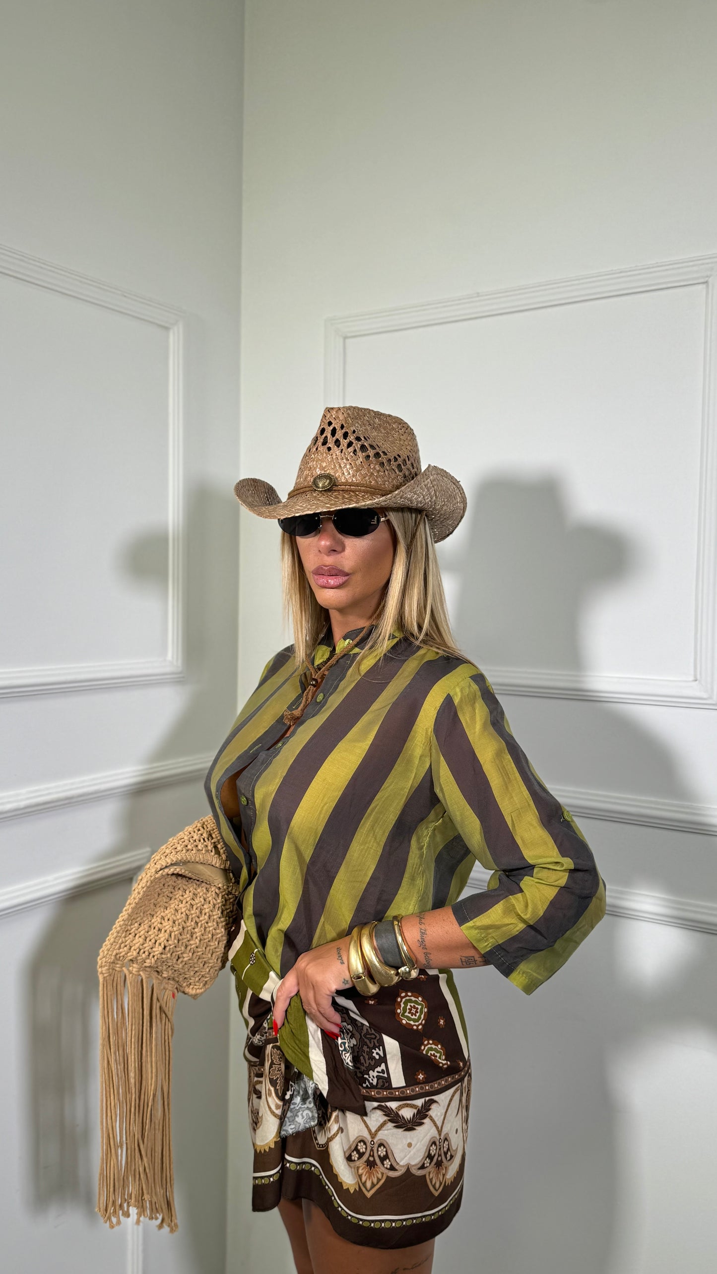 Camicia collo coreana semi velata Jappo marrone/verde acido 20392