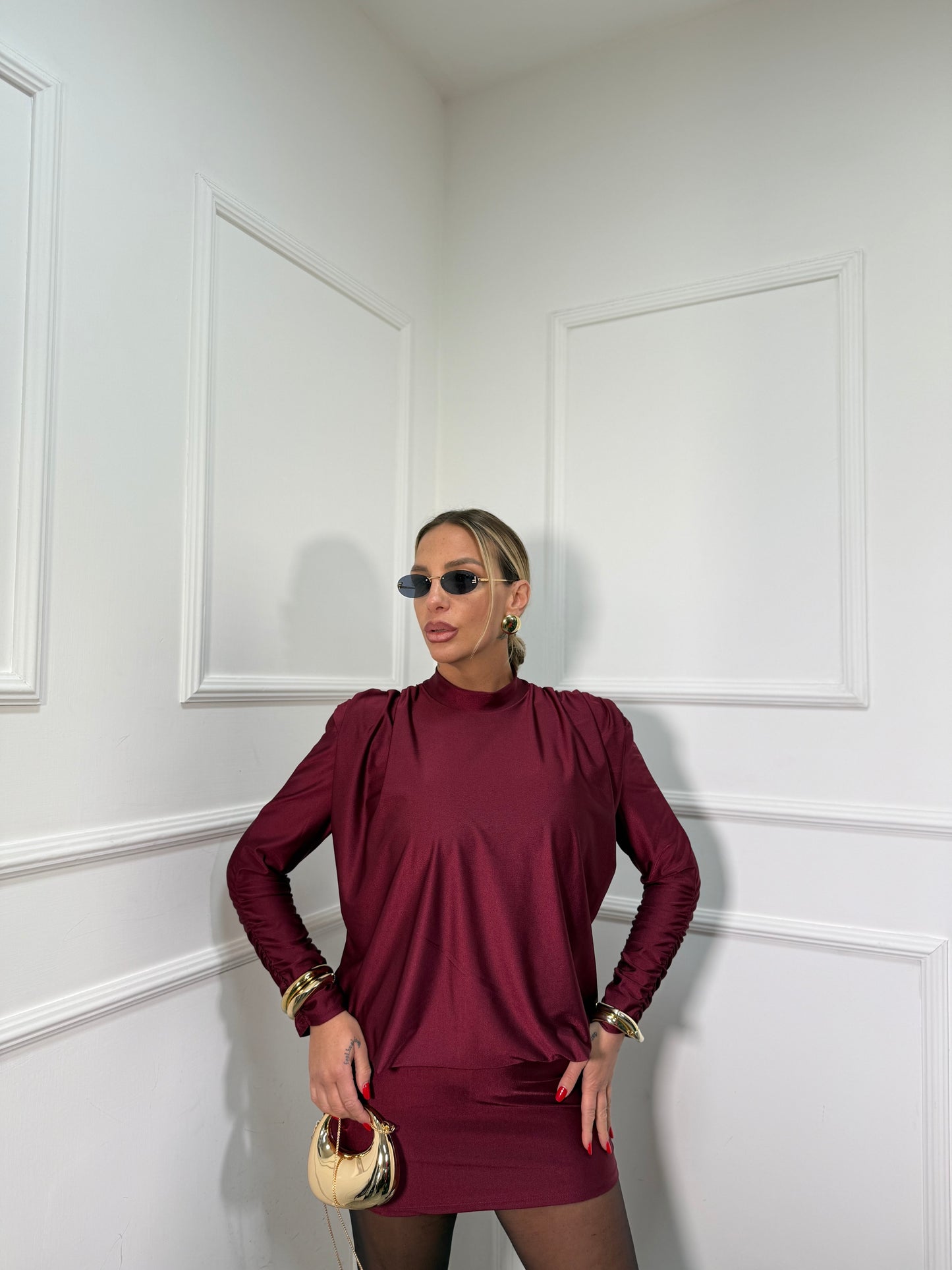 Abito in lycra con scollo sul retro Karol bordeaux 30656