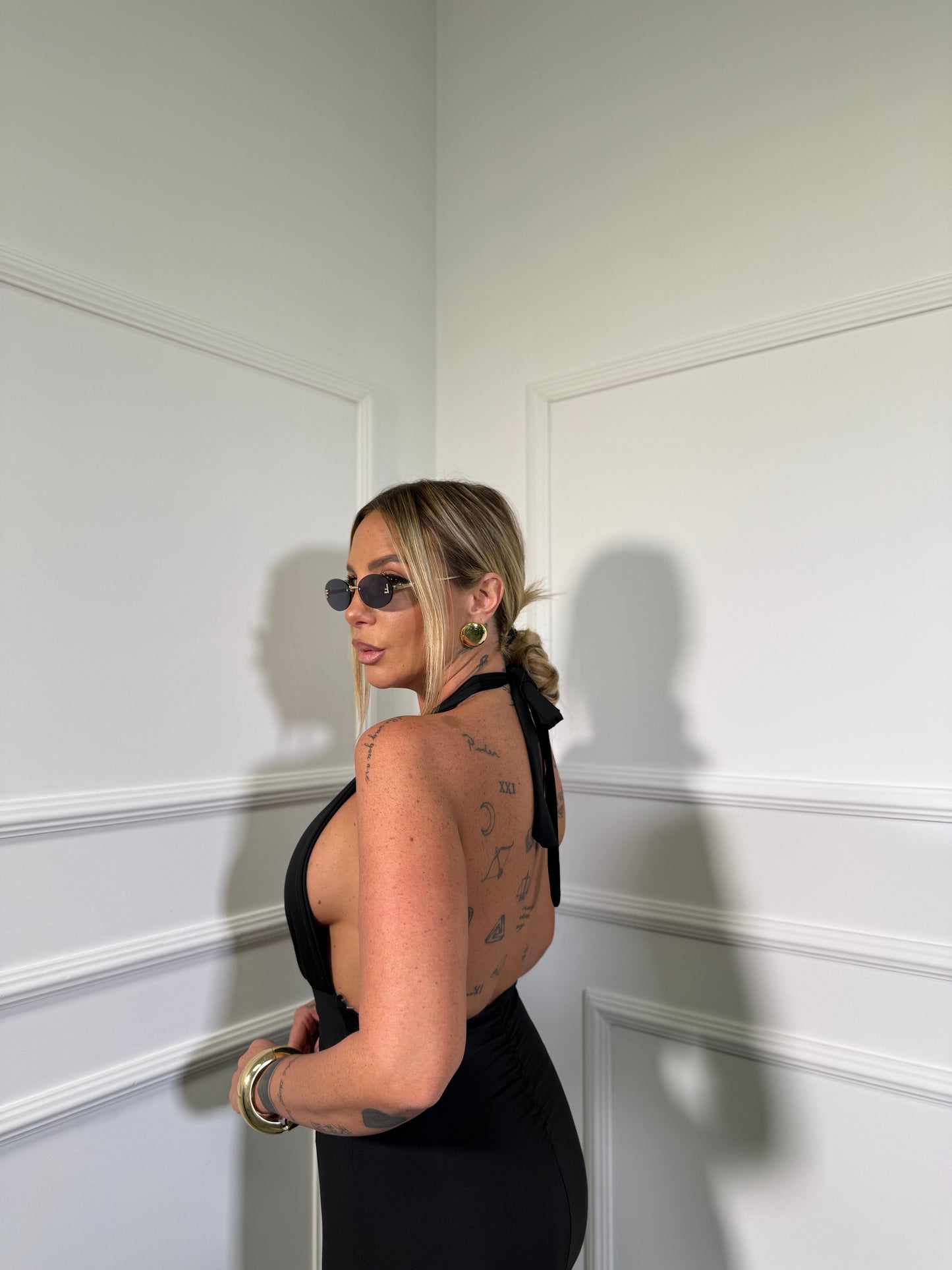 Abito lungo scollo profondo Corinne nero 46588