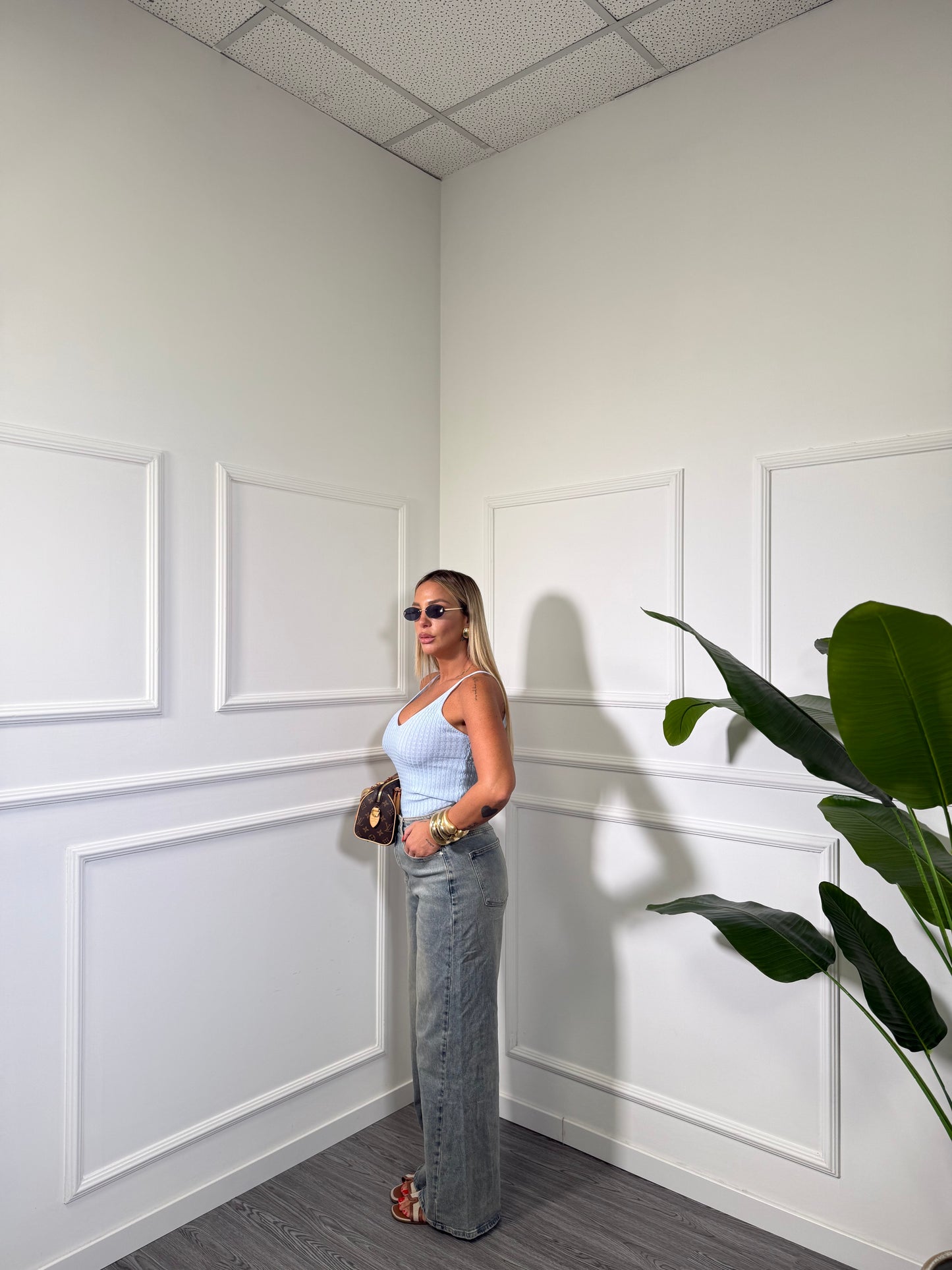 Jeans baggy wide leg lavaggio sabbiato ly150