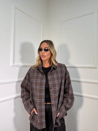 Camicia oversize con spalline Vibes marrone mf2719