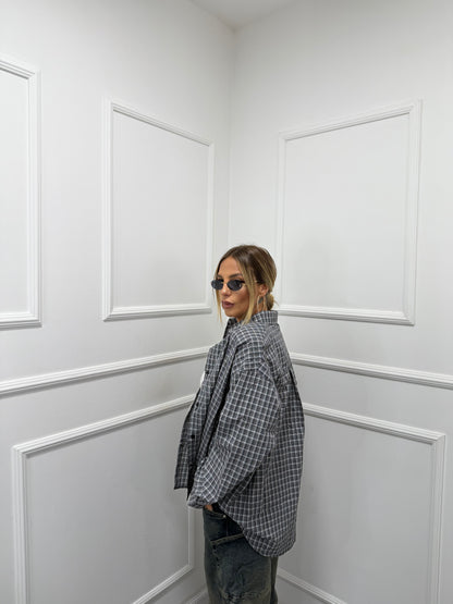 Camicia oversize con spalline Vibes grigio/nero mf2695