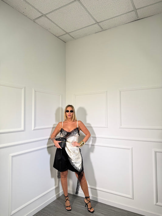 Top in raso e pizzo asimmetrico Malesia HP9215