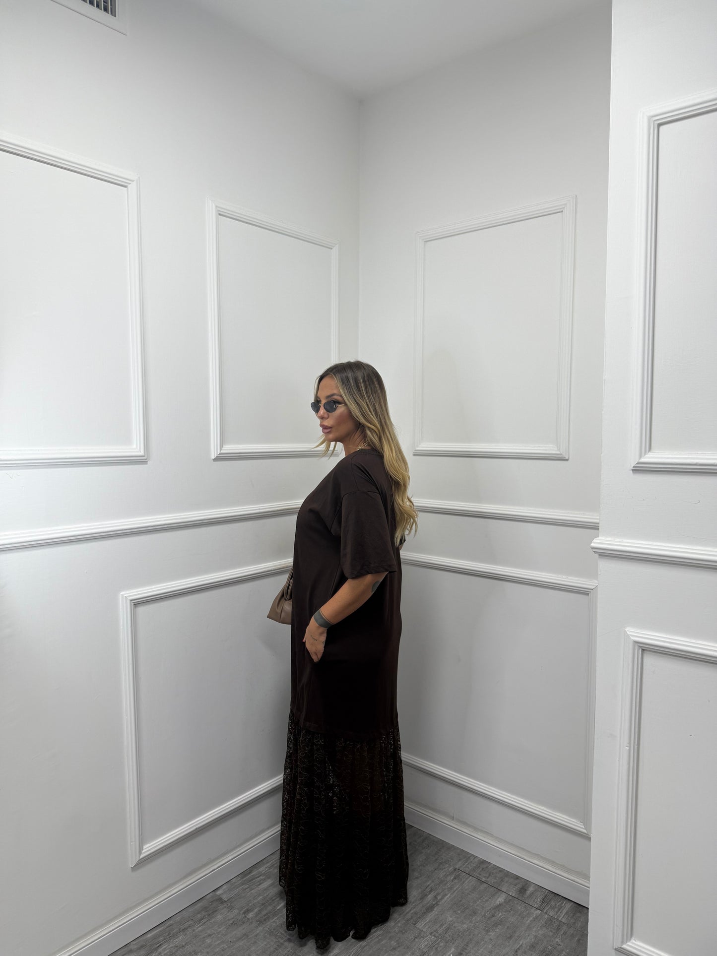 Maxi abito in pizzo Dakota marrone ld3443 by lumina