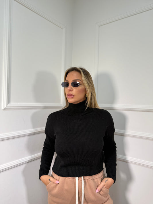 Pullover crop collo alto in maglia nero 022469