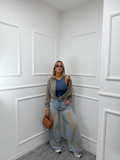 Jeans palazzone lavaggio chiaro effetto sabbiato s21127 by monique