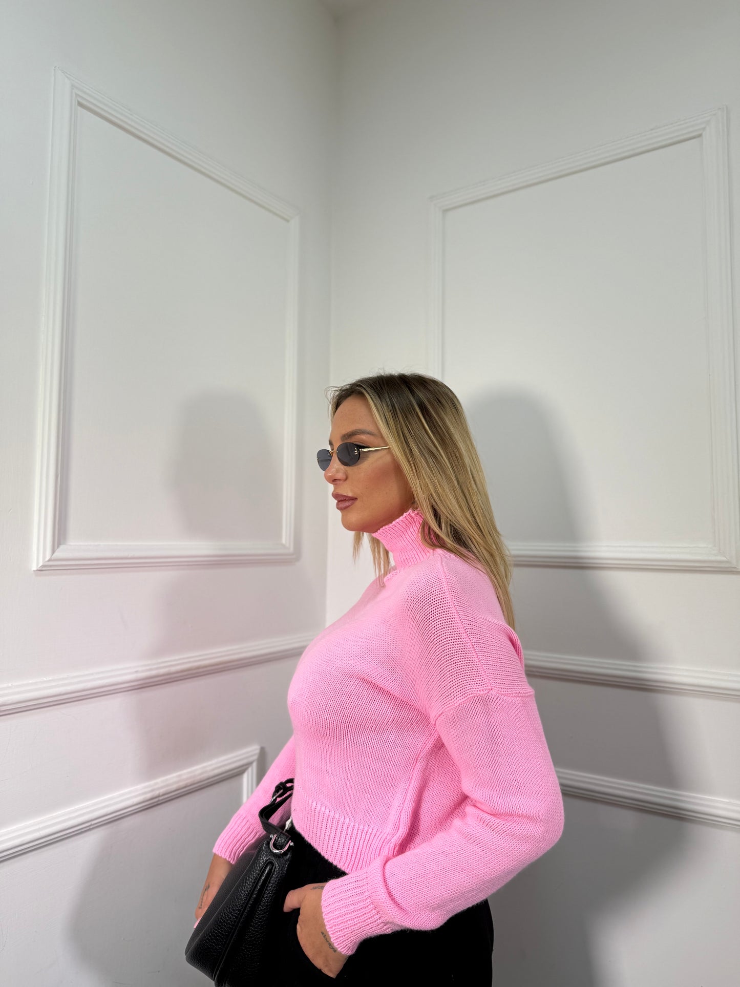 Pullover crop collo alto in maglia rosa barbie 022469