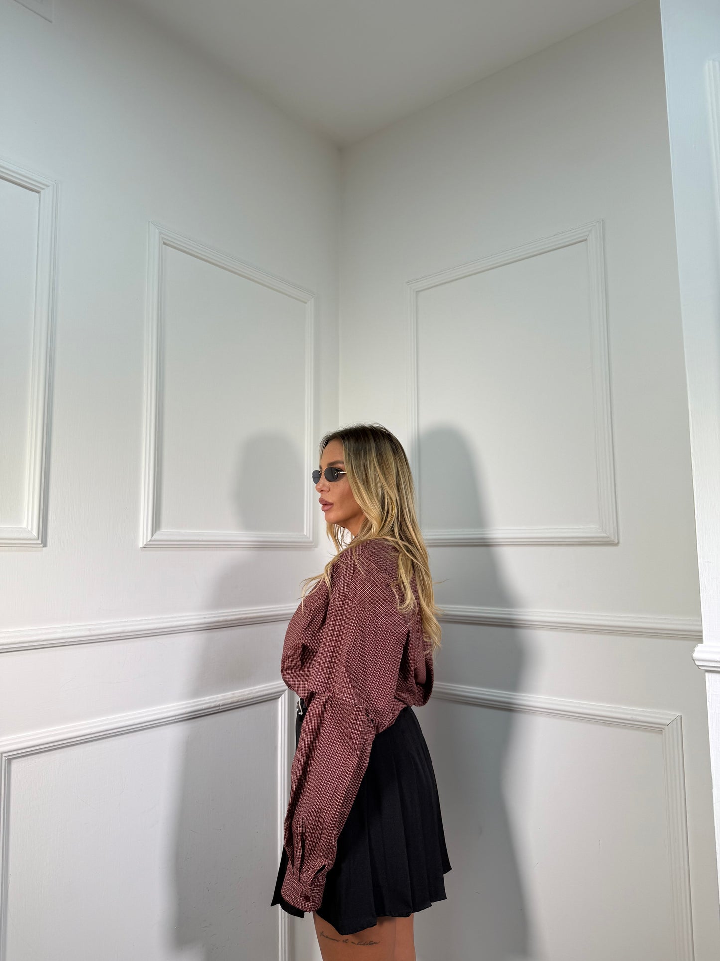 Pantagonna con pieghe e cintura Gossip nero 68101