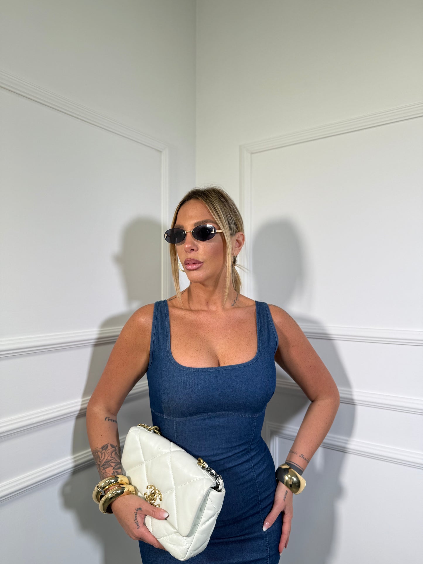 Abito midi in denim lavaggio scuro