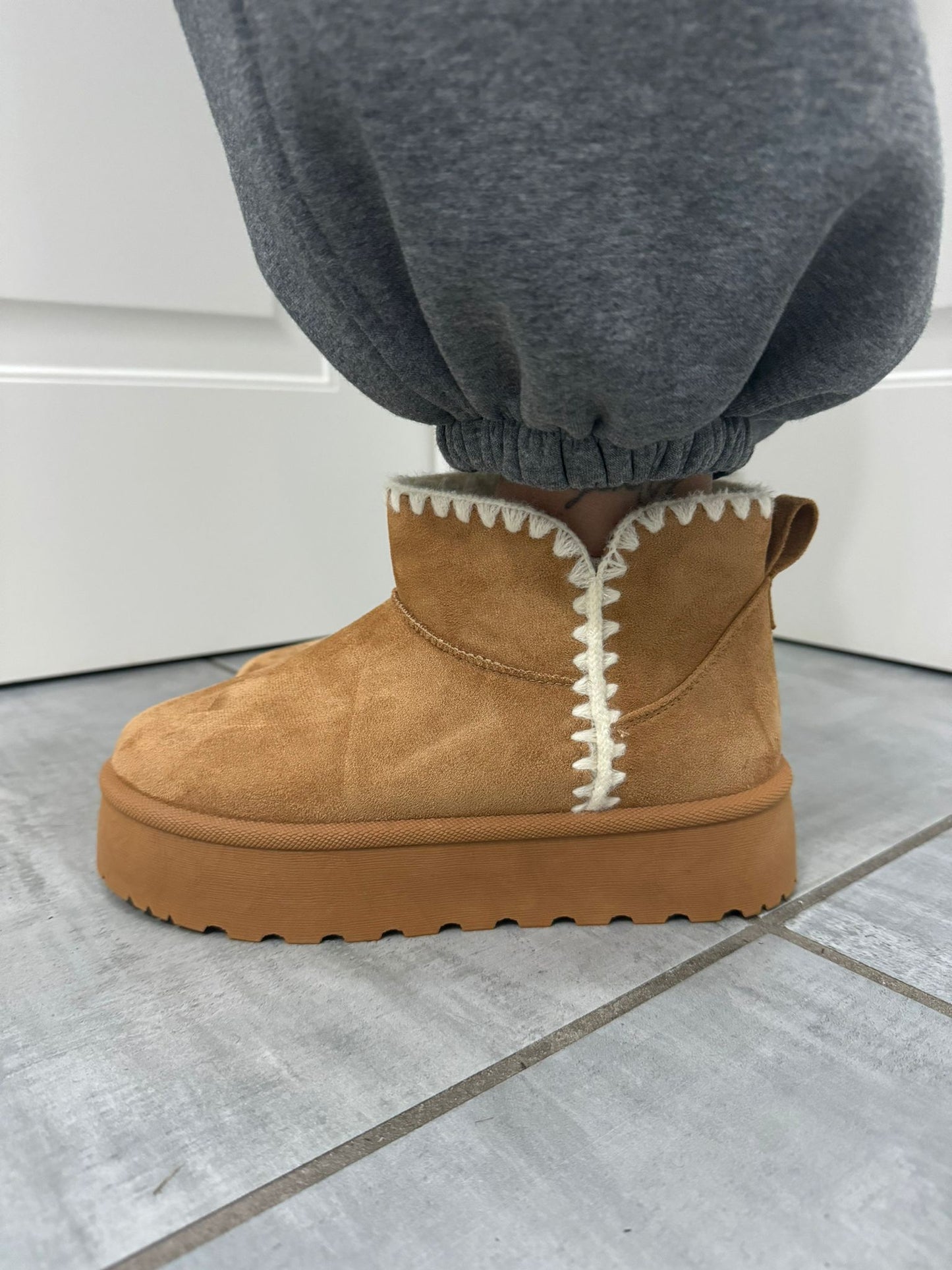 Shoes Mod ug para alta camel