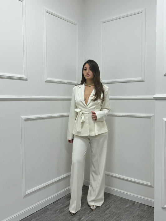 Tailleur Penelope con fusciacca panna 13158