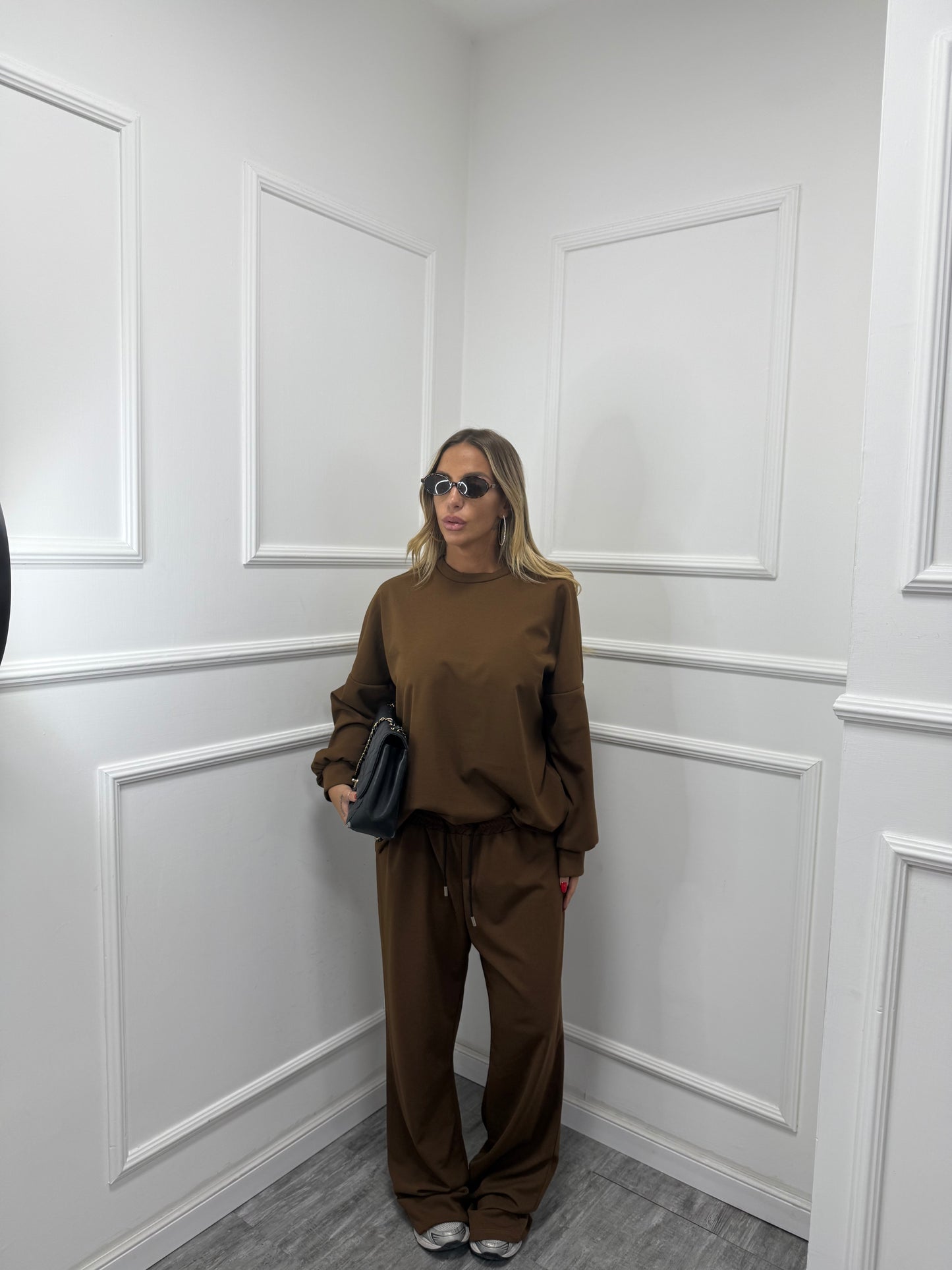 Coordinato comfy curvy marrone 5020